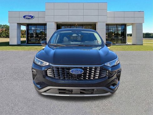 Certified 2023 Ford Escape Active w/ Tech Pack #2 image 9