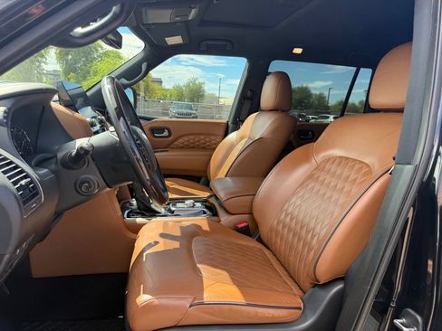 Certified 2024 INFINITI QX80 Sensory w/ Cargo Package AWD/4WD image 12