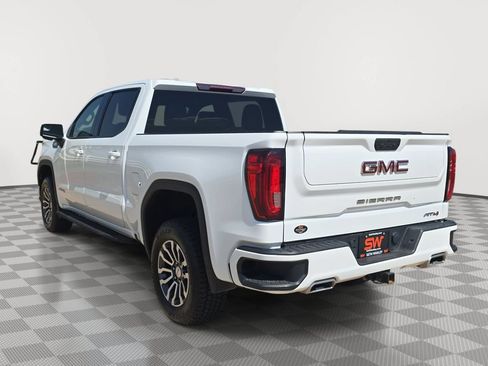 Used 2022 GMC Sierra 1500 AT4 AWD/4WD image 5