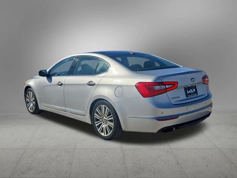 Used 2016 Kia Cadenza Premium w/ Luxury Plus Package image 4