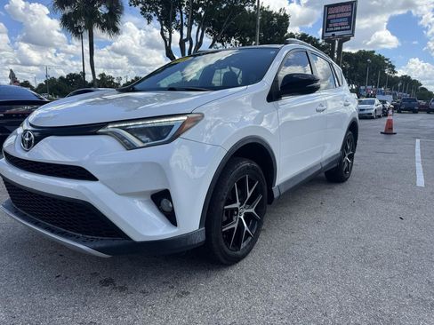 Used 2016 Toyota RAV4 SE AWD/4WD image 2
