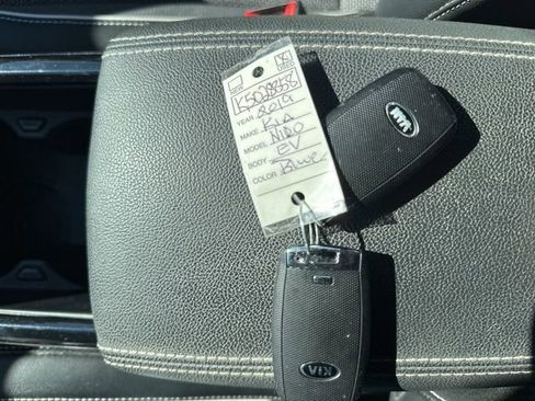 Used 2019 Kia Niro EX w/ Cold Weather Package 2.0 image 45