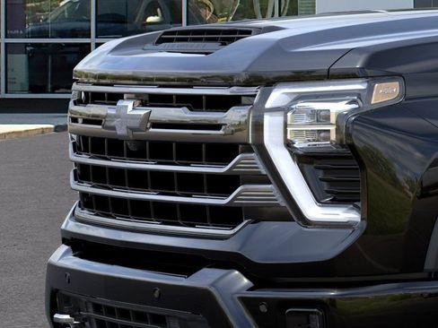 New 2026 Chevrolet Silverado 2500 High Country w/ Midnight Edition AWD/4WD image 13