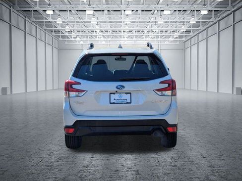 Used 2022 Subaru Forester Limited AWD/4WD image 4