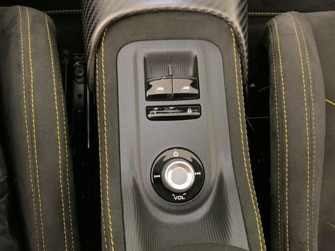 Used 2024 Maserati MC20 Cielo image 38