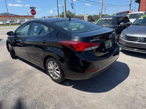 Used 2014 Hyundai Elantra SE w/ Option Group 02 image 5