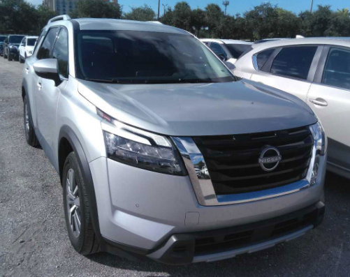 Used 2025 Nissan Pathfinder SL FWD image 1