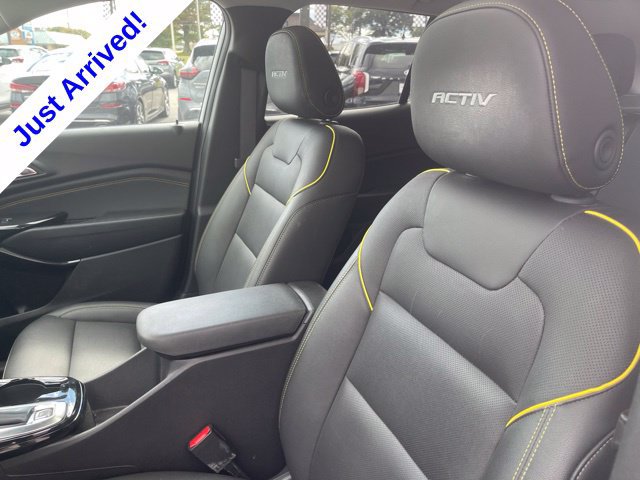 Used 2024 Chevrolet Trax ACTIV w/ Sunroof Package FWD image 12