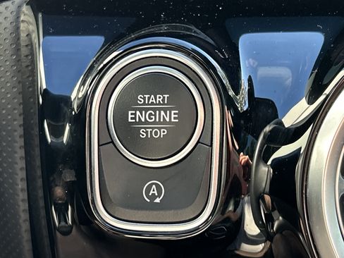 Certified 2025 Mercedes-Benz CLA 250 image 29