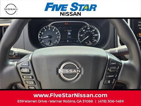 Used 2025 Nissan Frontier SV w/ Tow Package AWD/4WD image 24