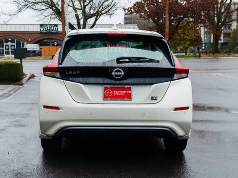 Used 2023 Nissan Leaf SV Plus image 5