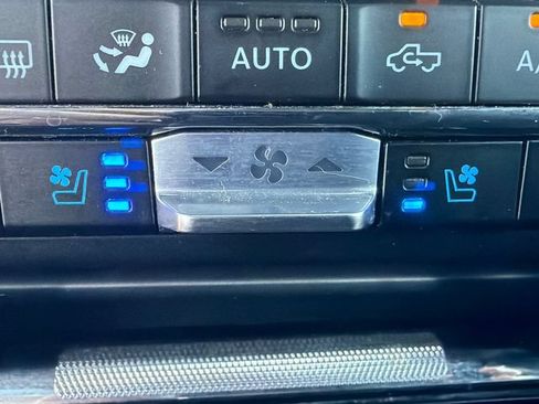 Used 2023 Ford F150 Lariat w/ Equipment Group 502A High AWD/4WD image 31