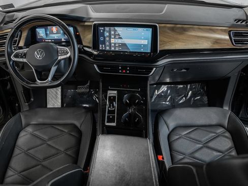 Used 2024 Volkswagen Atlas SE w/ Black Wheel Package AWD/4WD image 20