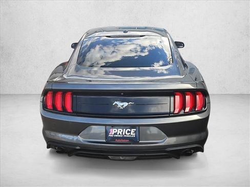 Used 2019 Ford Mustang Coupe RWD image 26