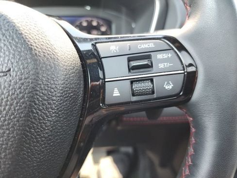 Used 2025 Honda Pilot Black Edition image 52