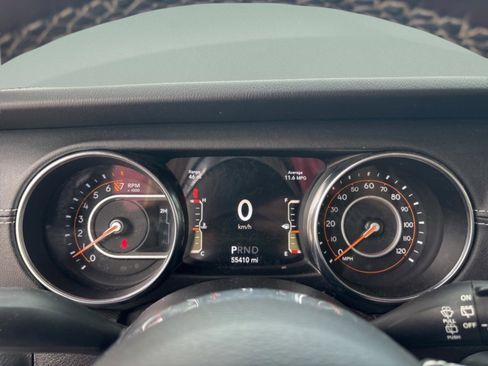 Used 2022 Jeep Wrangler Unlimited Sahara w/ LED Lighting Group image 15