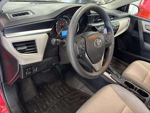 Used 2014 Toyota Corolla LE FWD image 25