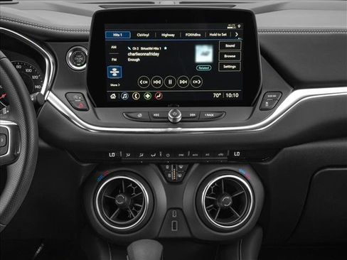 New 2025 Chevrolet Blazer LT image 7