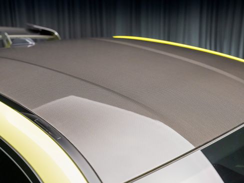 Used 2025 BMW M2 w/ Lighting Package image 33