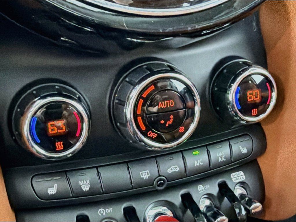 Used 2024 MINI Cooper S w/ Signature Upholstery Package FWD image 16