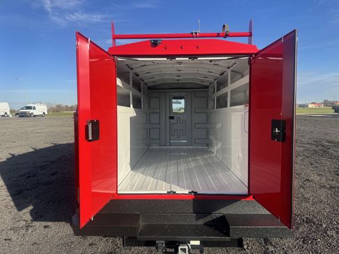 New 2025 Chevrolet Express 3500 w/ Power Convenience Package image 5