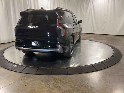 New 2026 Kia EV9 GT-Line image 9