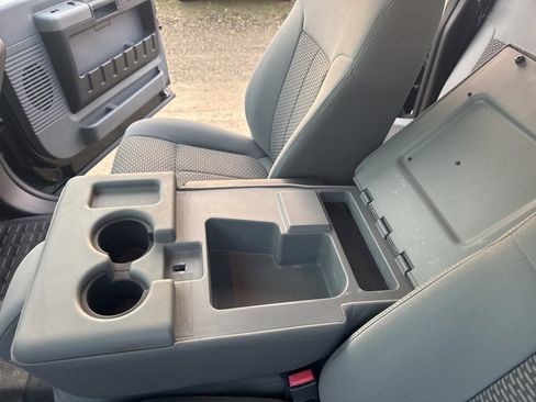 Used 2013 Ford F250 XLT w/ XLT Value Pkg image 19