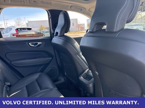 Certified 2025 Volvo XC60 B5 Core image 10