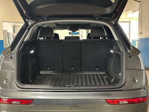 Used 2023 Audi Q5 2.0T Prestige w/ Prestige Package AWD/4WD image 28