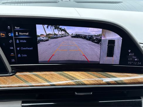 Used 2023 Cadillac Escalade ESV Sport Platinum w/ LPO, ONYX Package RWD image 26