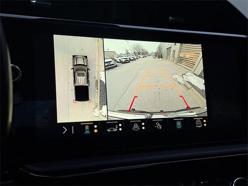 Used 2023 GMC Sierra 1500 AT4X w/ AT4X AEV Edition image 28