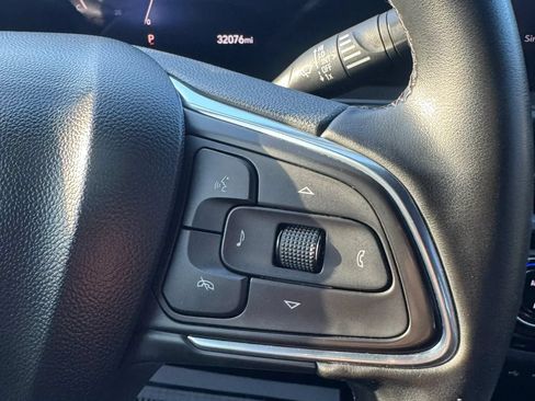 Used 2024 Buick Envista Sport Touring w/ Convenience I Package FWD image 52