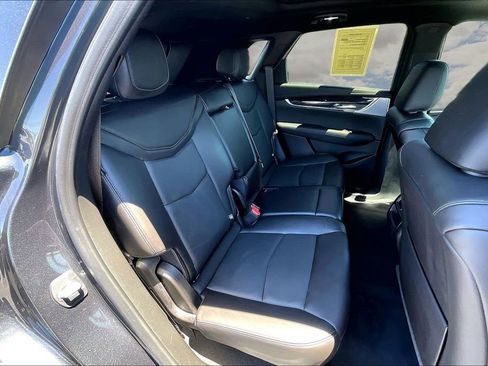 Certified 2023 Cadillac XT5 Premium Luxury AWD/4WD image 25