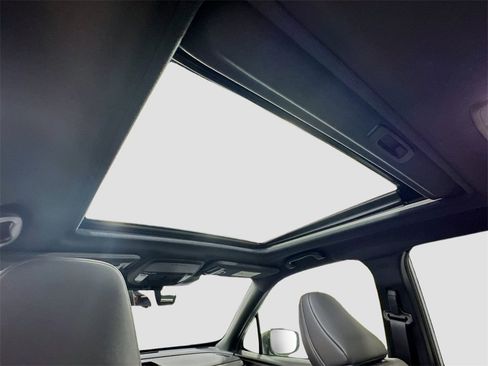 New 2025 Subaru Forester Touring image 21