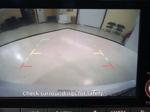 Used 2021 Nissan Sentra SR image 18