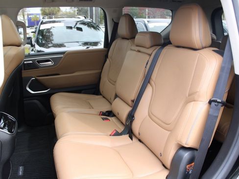 Certified 2025 INFINITI QX80 Luxe image 47