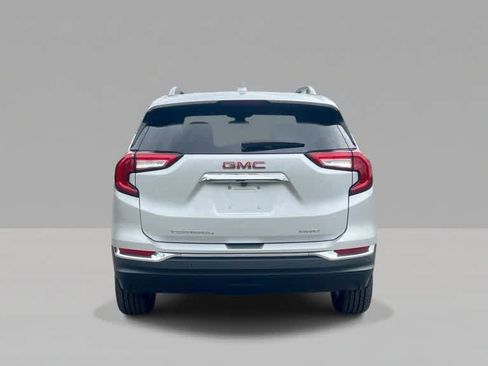 Used 2022 GMC Terrain SLT w/ Infotainment Package II AWD/4WD image 6