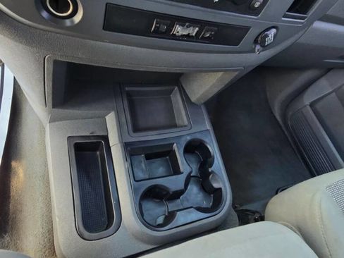 Used 2008 Dodge Ram 2500 Truck SXT image 19