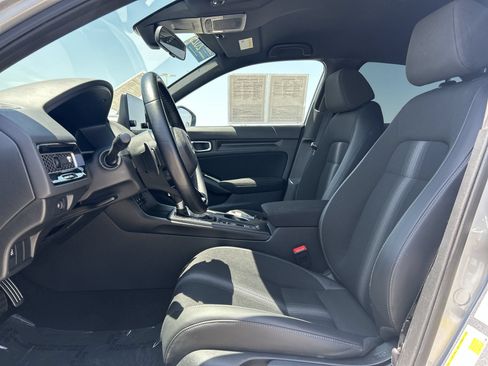 Certified 2025 Honda Civic Sport image 13