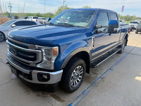 Used 2022 Ford F250 Lariat w/ Lariat Value Package image 2