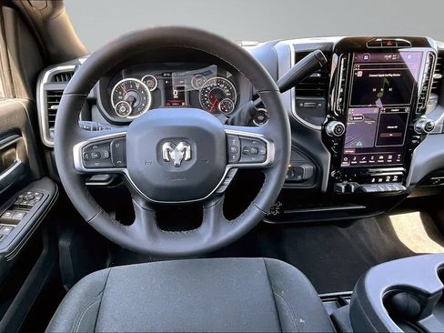 Certified 2026 RAM 2500 Big Horn AWD/4WD image 5