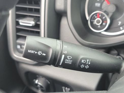 New 2025 RAM 1500 Tradesman w/ Night Edition AWD/4WD image 15