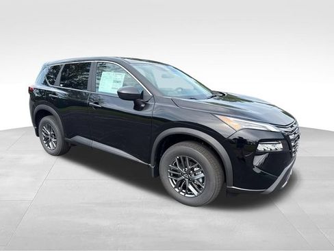 New 2026 Nissan Rogue S FWD image 7