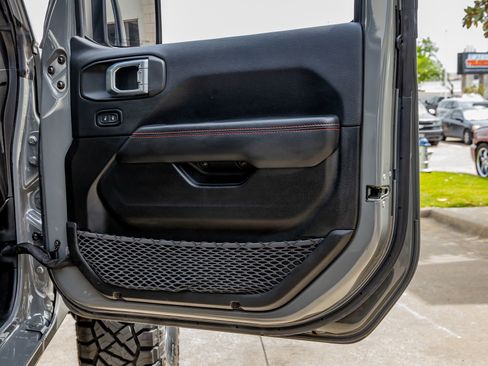 Used 2022 Jeep Wrangler Unlimited Rubicon w/ Steel Bumper Group image 37