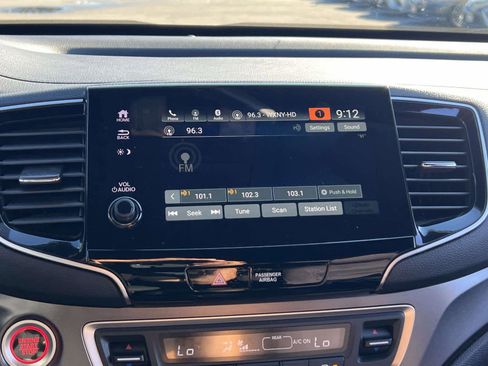 Used 2022 Honda Pilot Sport image 24