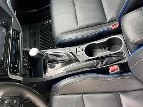 Used 2019 Toyota Corolla XSE FWD image 14