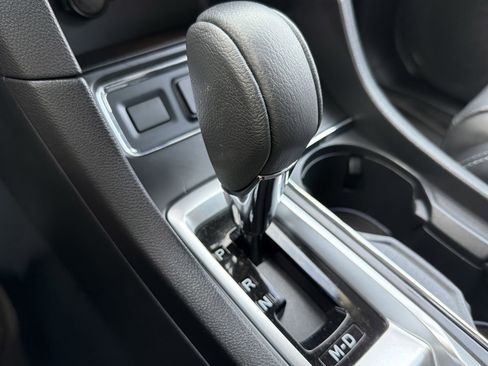 Used 2023 Subaru Ascent Limited image 23