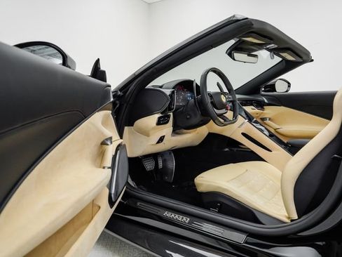 Used 2026 Ferrari Roma Spider RWD image 14