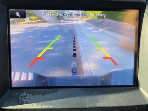 Used 2013 Ford F150 Platinum image 16