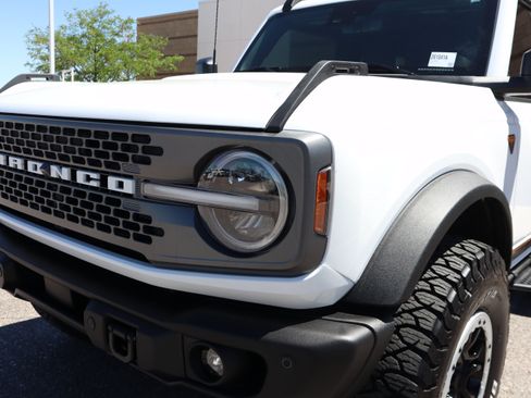 Certified 2023 Ford Bronco Badlands w/ Sasquatch Package AWD/4WD image 11